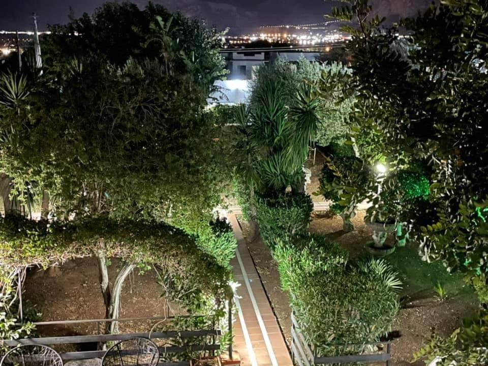 Grotta Dei Puntali B&B Carini Kültér fotó