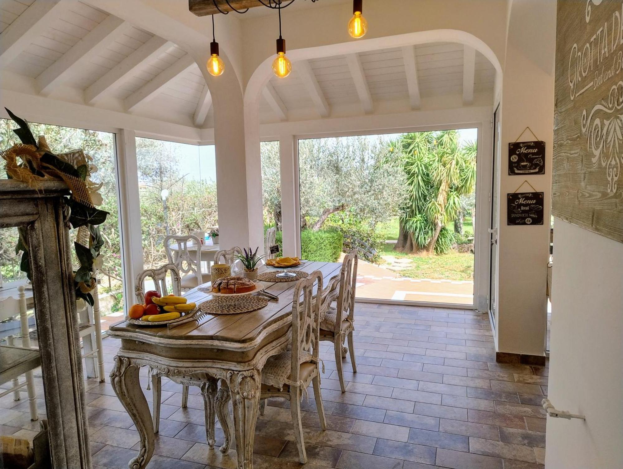Grotta Dei Puntali B&B Carini Kültér fotó