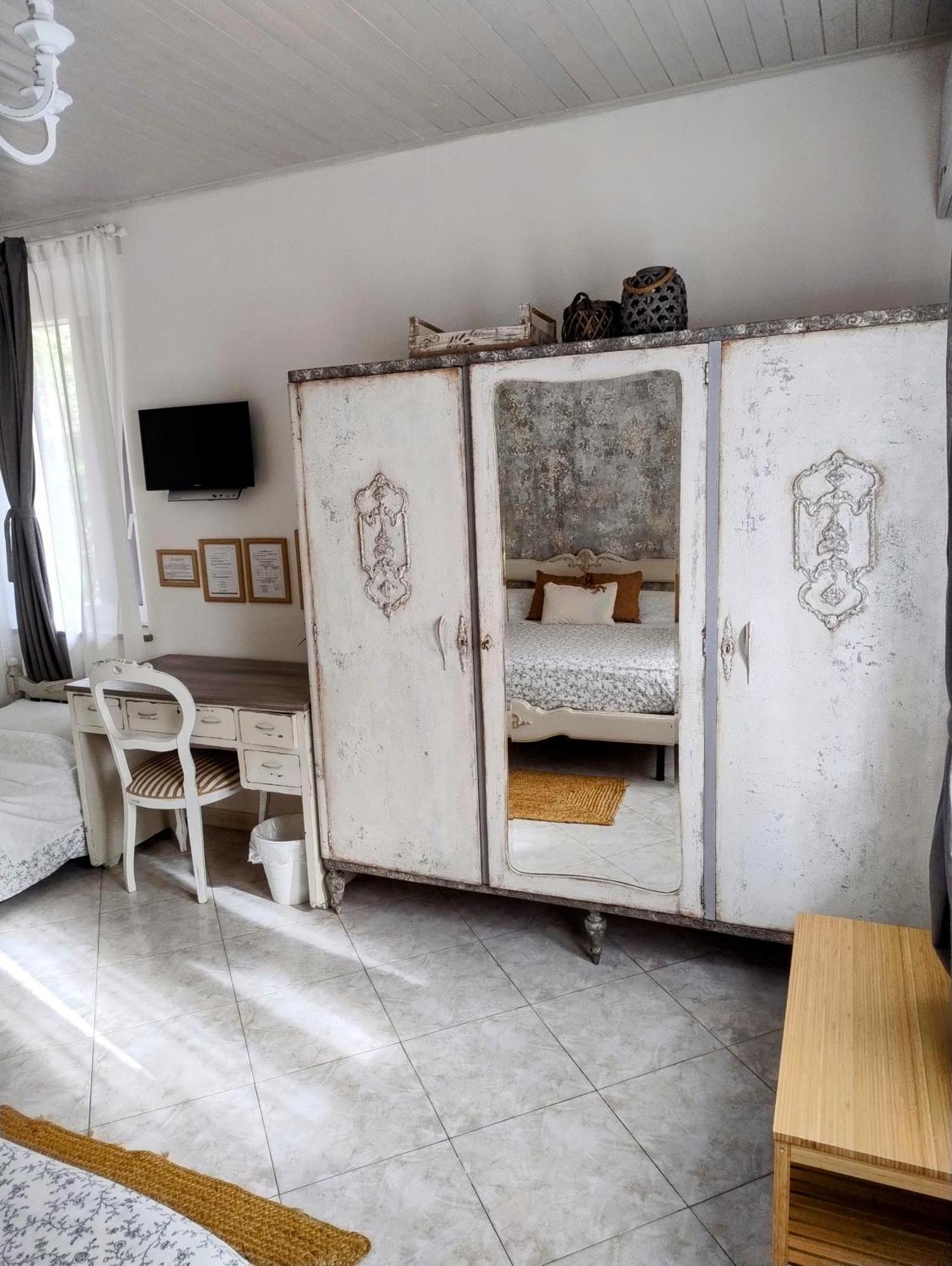 Grotta Dei Puntali B&B Carini Szoba fotó